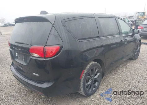 2020 Chrysler Pacifica Touring z USA, uszkodzony, nr VIN 2C4RC1FG1LR223747
